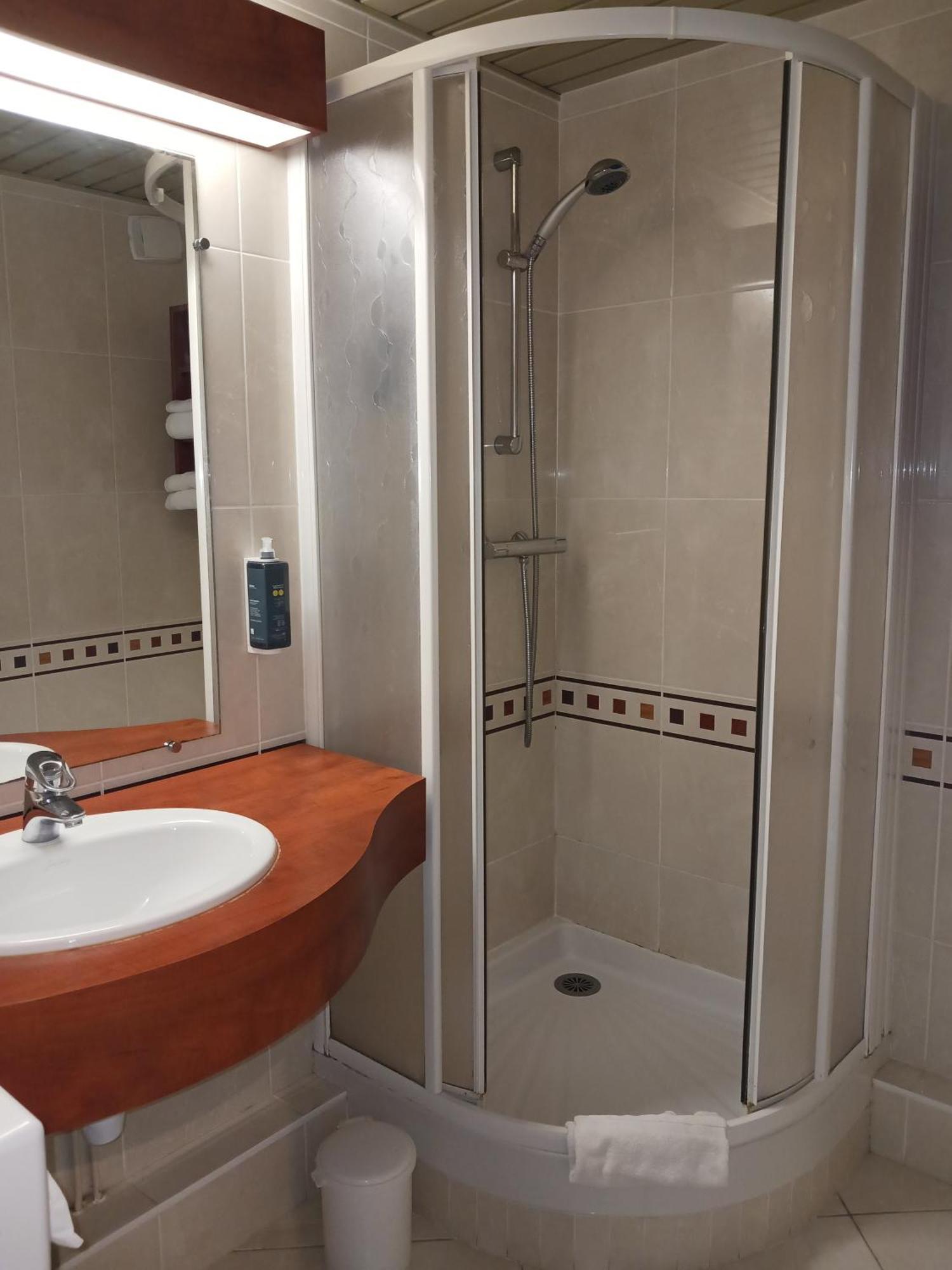 Brit Hotel Nantes Vigneux - L'Atlantel 객실 사진
