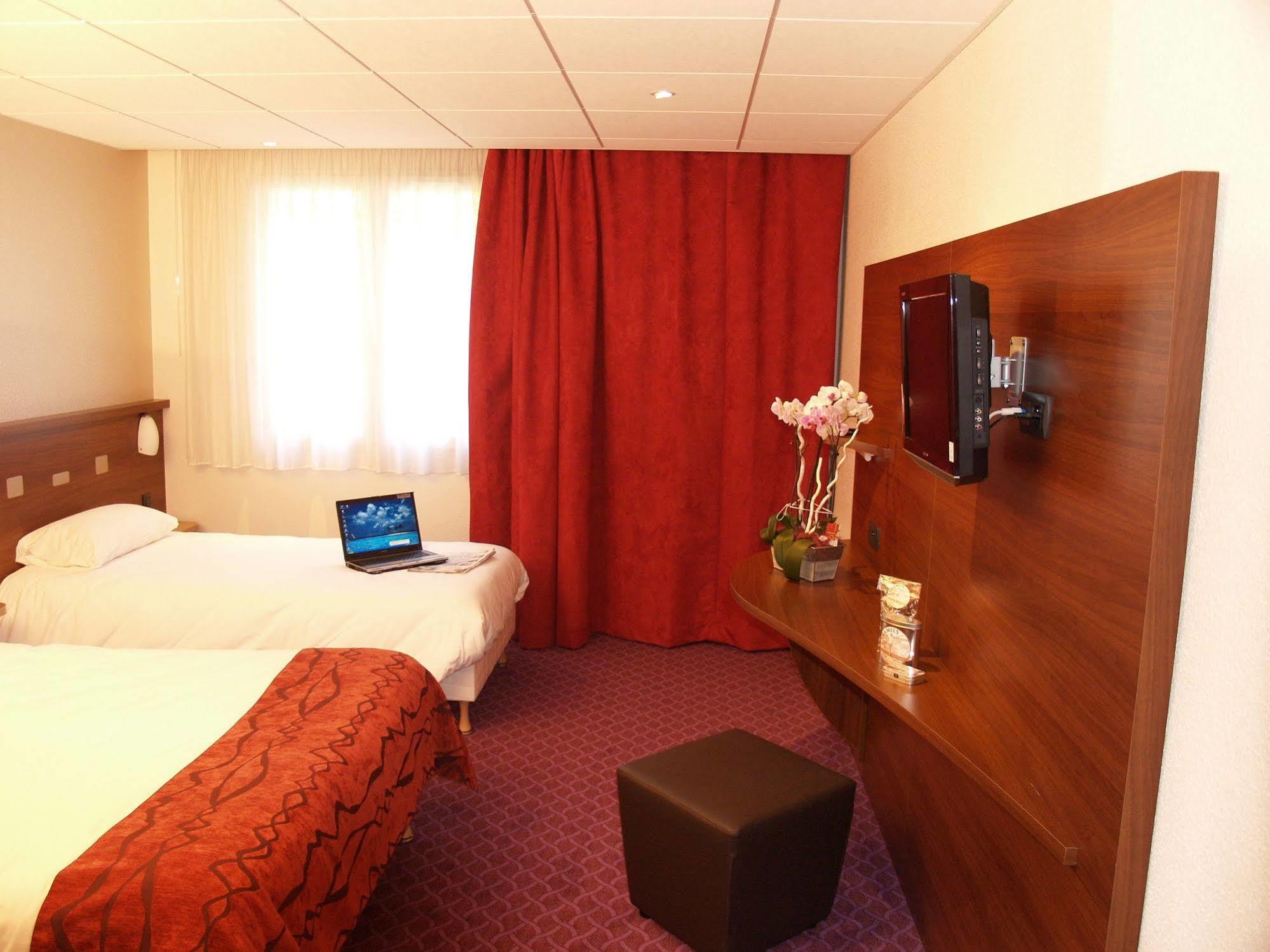 Brit Hotel Nantes Vigneux - L'Atlantel 외부 사진
